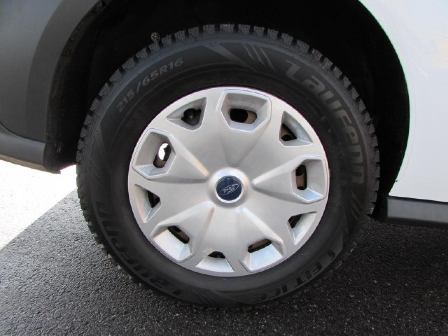 2016 White /Gray Ford Transit Connect XL Cargo Van (NM0LS6E78G1) with an 2.5L DOHC 4cyl engine engine, 6 speed automatic transmission, located at 4562 State Avenue, Billings, MT, 59101, (406) 896-9833, 45.769516, -108.526772 - 2016 Ford Transit Connect Cargo Van XL SWB - One owner! 2.5L L4 DOHC 16V Engine - 6 speed automatic transmission - Front wheel drive - 110,670 miles - One owner - Inspected and serviced - Ready to go to work today! XL package - air conditioning - tilt and telescoping steering wheel - cruise c - Photo#6